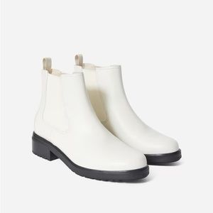 Everlane The Modern Utility Chelsea Boot